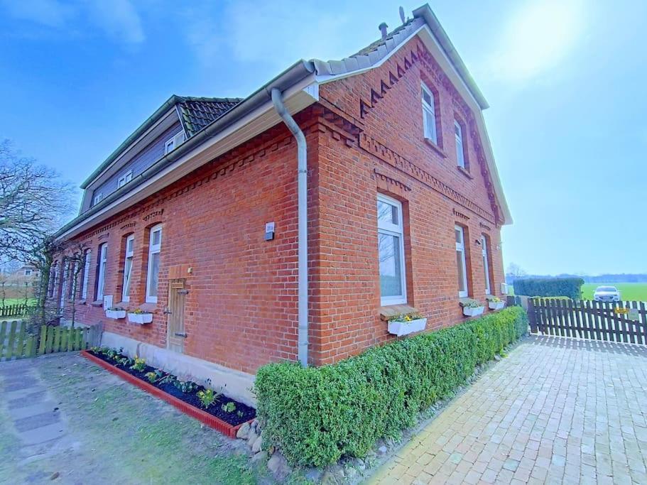 Ruhiges Exzellenz-Appartement Diana Im Elb-Urstromtal - Fast Wlan, Good For Long-Terms Bleckede Exteriér fotografie